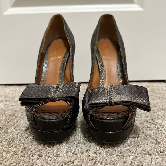 FENDI Black and Silver Snakeskin Bow Peep Tow Platform High Heels Pumps Size 37 - Picture 1 of 9
